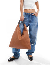 Sonia - Borsa Sacca in Pelle con Manico in Pelle – Made in Italy